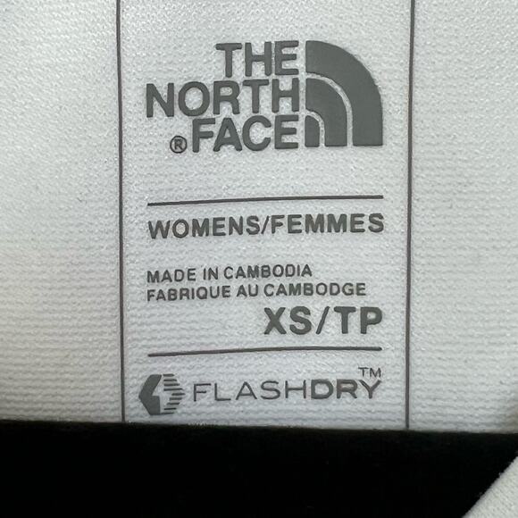 The North Face Women's Sweat Shirt Size XS White Long Sleeve Crew Neck Flash Dry - Picture 6 of 7